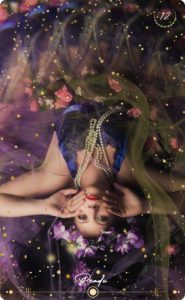 12_pendu_tarot_femme_moderne_la_crea_de_k